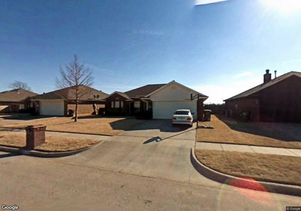 800 Night Hawk Dr, Norman, OK 73072 - photo 1