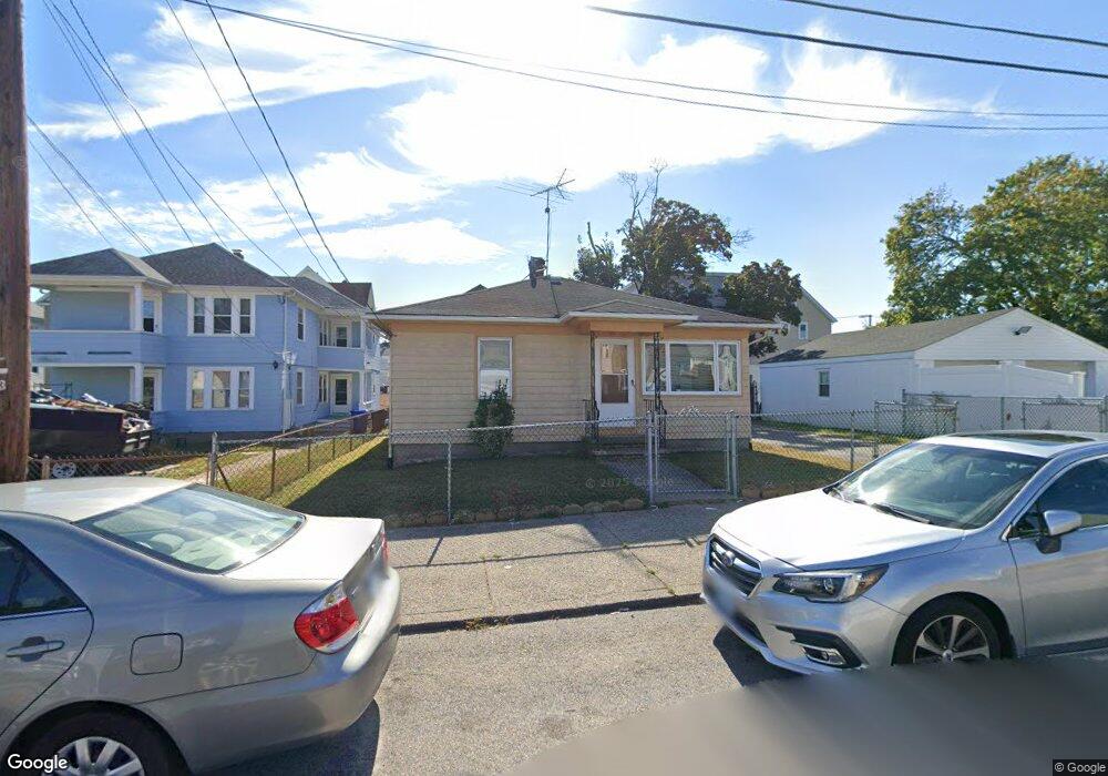 304 Shawmut Ave, Central Falls, RI 02863 - photo 1