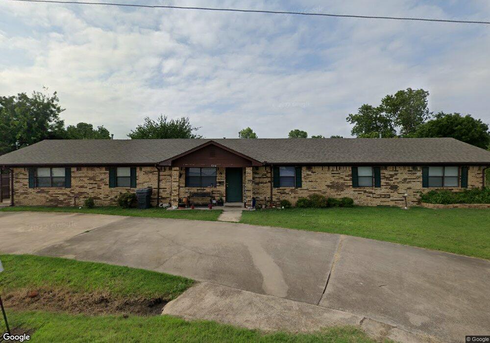 511 6th Ave SW, Ardmore, OK 73401 - photo 1