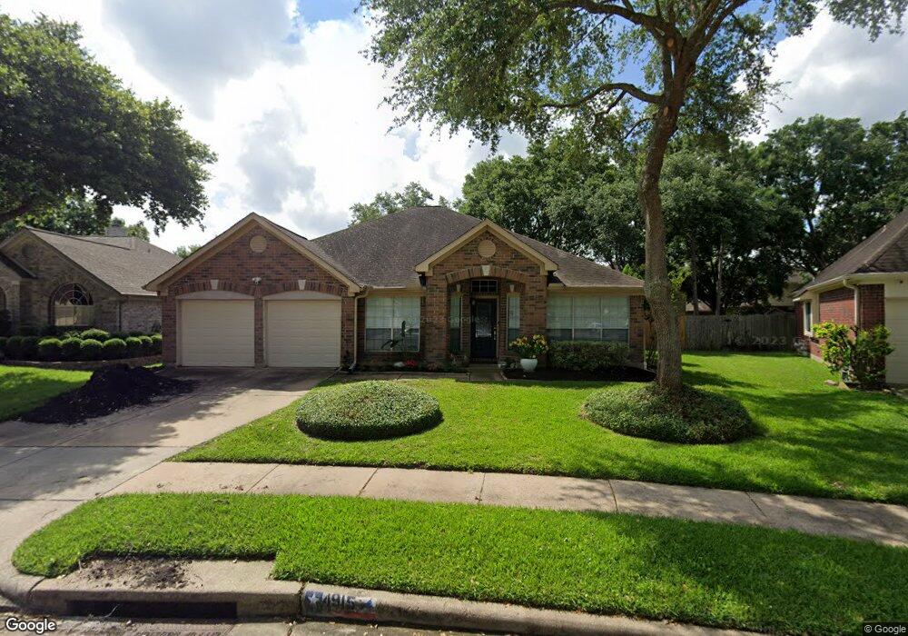 4915 Ten Sleep Ln, Friendswood, TX 77546 - photo 1