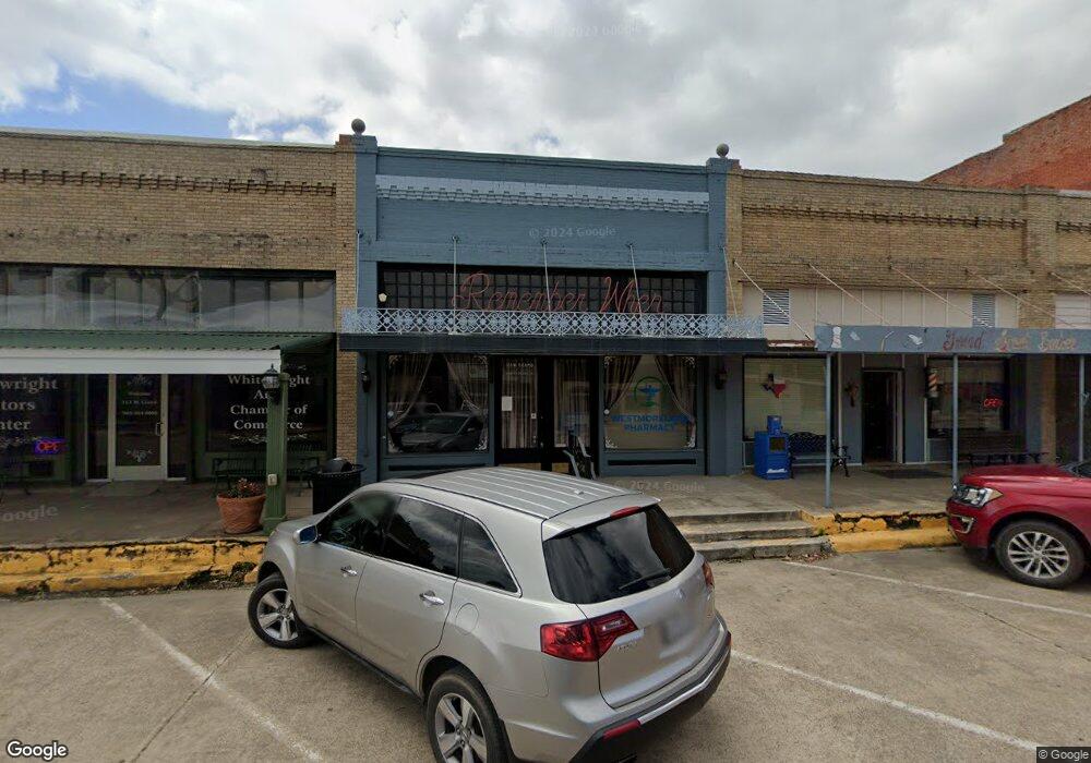 118 W Grand St unit 2, Whitewright, TX 75491 - photo 1