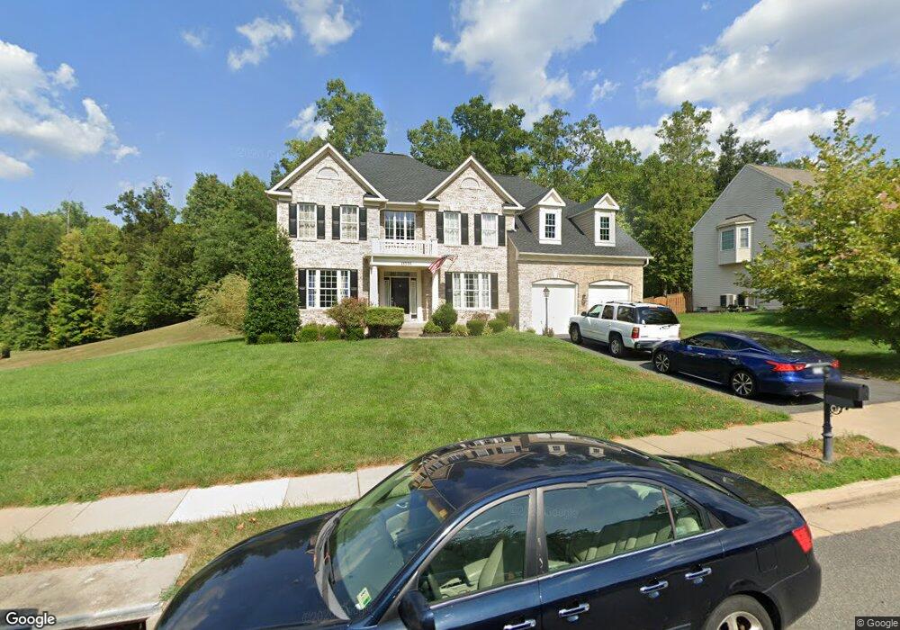 18556 Kerill Rd, Triangle, VA 22172 - photo 1