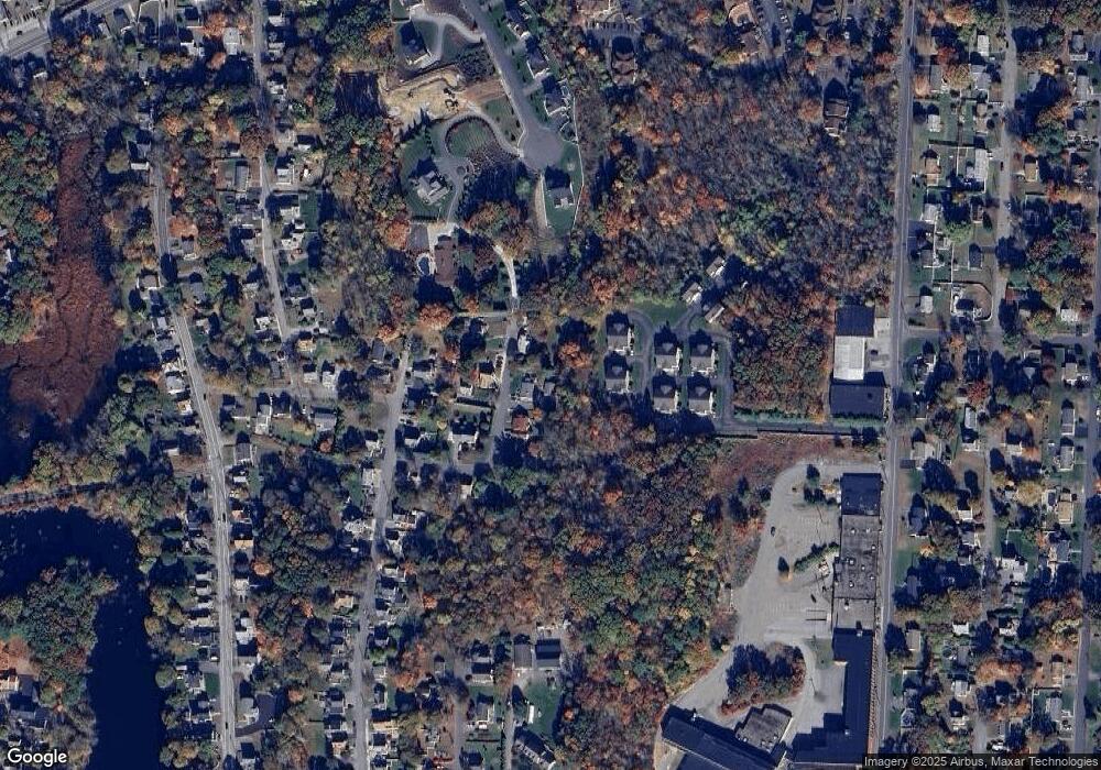 11 Cedar St, Hudson, MA 01749 - photo 1