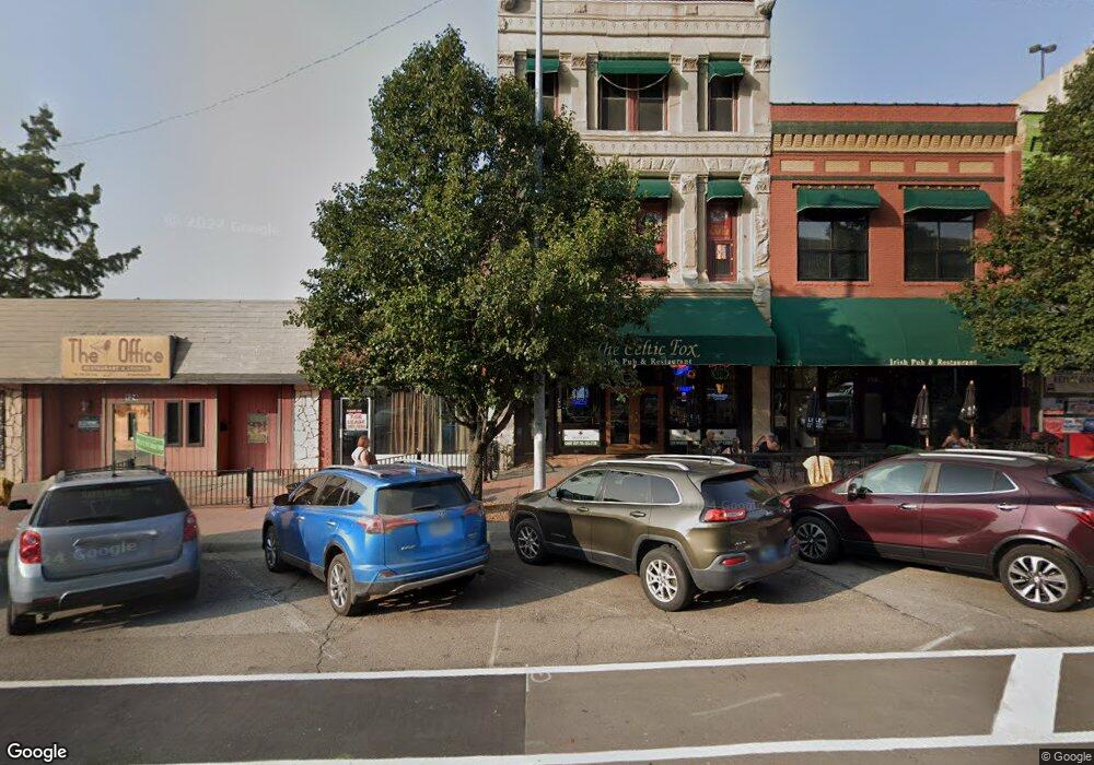 118 SW 8th Ave, Topeka, KS 66603 - photo 1