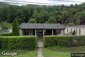 38 Birdsong St, Logan, WV 25601