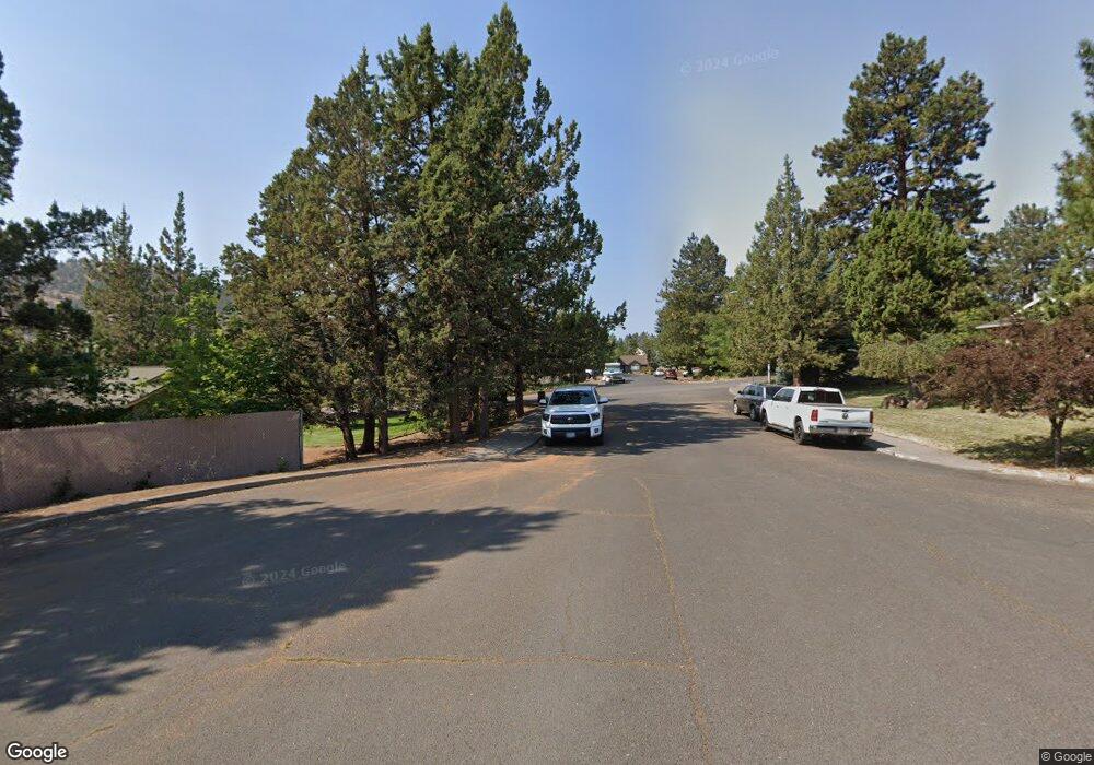 1932 NE Desert Ct, Bend, OR 97701 - photo 1