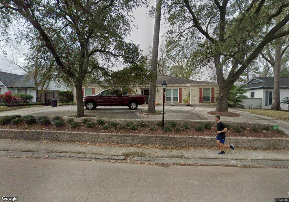 22 Briar Hill Dr, Houston, TX 77042 - photo 1