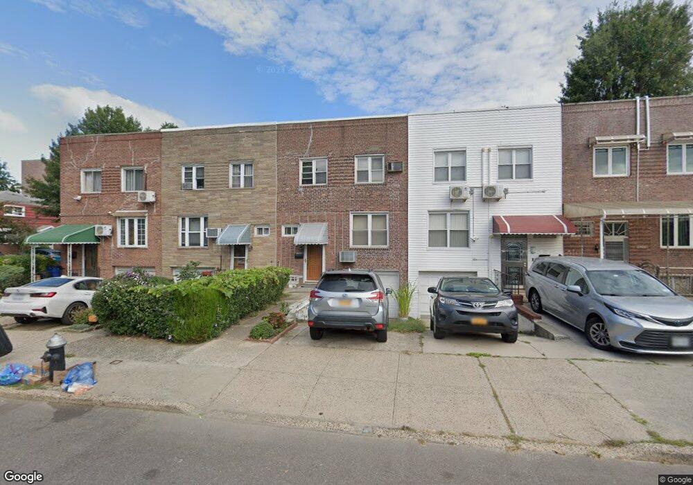 16205 72nd Ave, Fresh Meadows, NY 11365 - photo 1