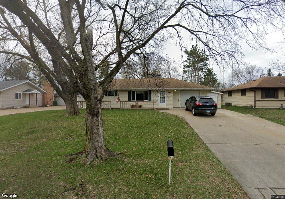 2332 113th Ave NW, Coon Rapids, MN 55433 - photo 1