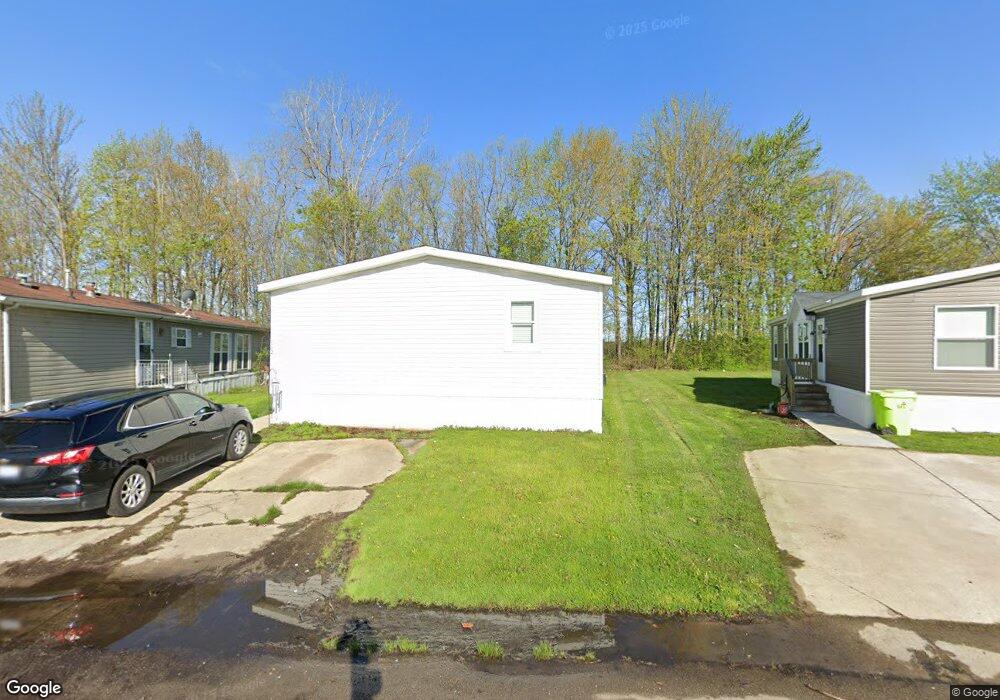 162 Loyalist Ln, Flint, MI 48507 - photo 1