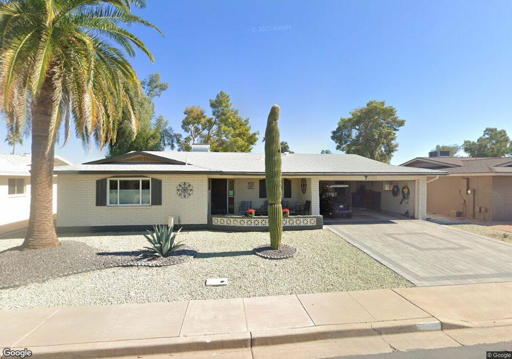 547 S Rochester unit 2, Mesa, AZ 85206 - photo 1