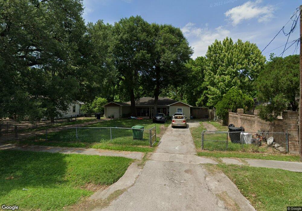 2217 Wellington St, Houston, TX 77093 - photo 1