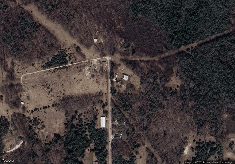 8926 See Rd, Charlevoix, MI 49720 - photo 1