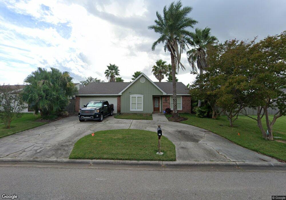 423 Eden Isles Dr, Slidell, LA 70458 - photo 1