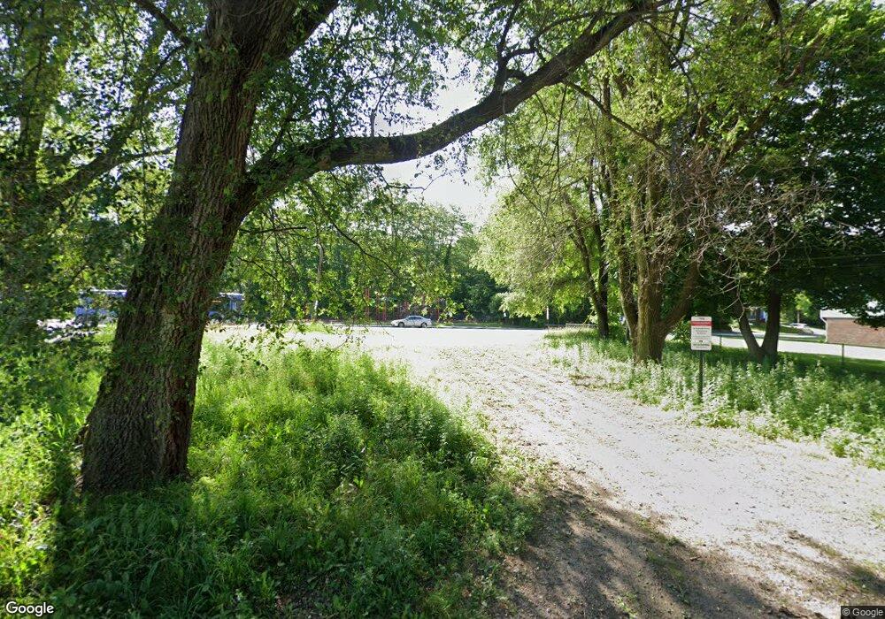 2 Baltic Rd, Worcester, MA 01607 - photo 1