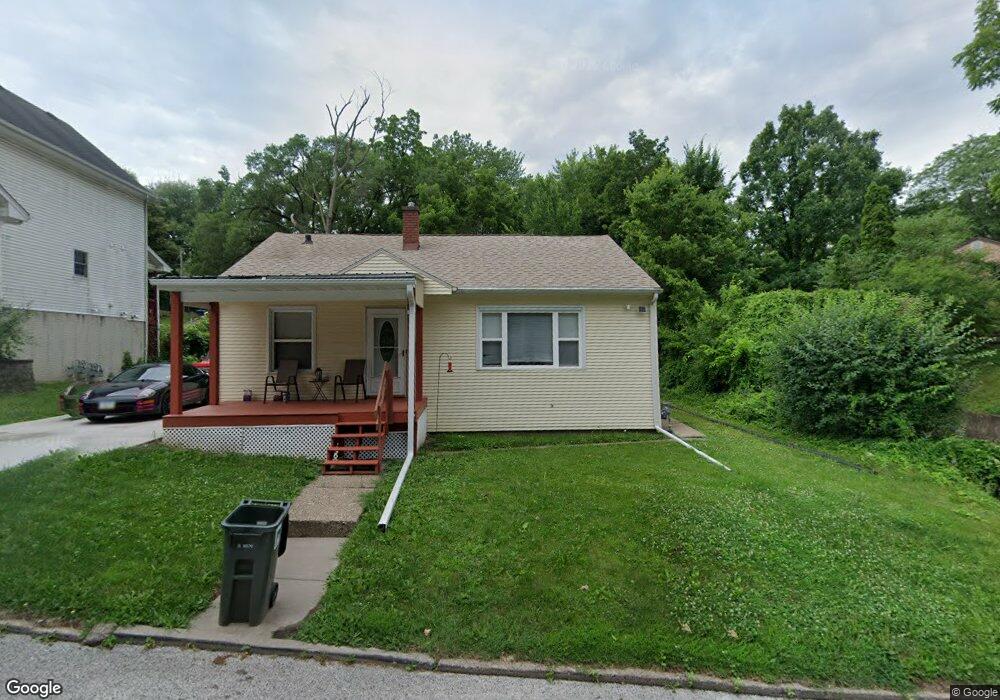 1434 College Ave, Davenport, IA 52803 - photo 1