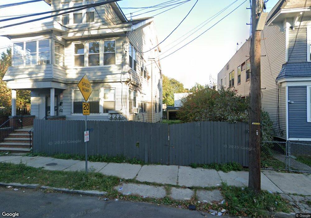 178-180-180 Alexander St unit 3, Newark, NJ 07106 - photo 1