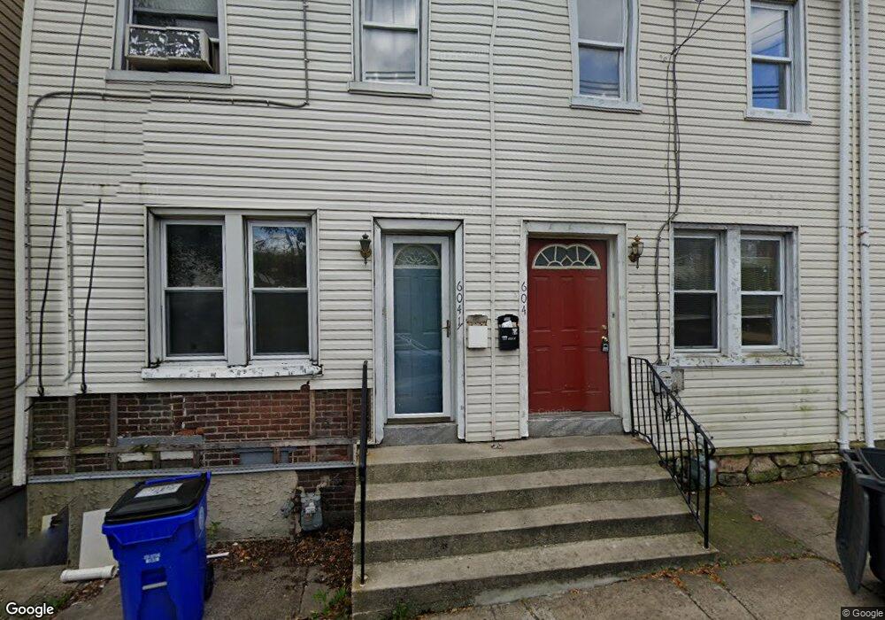 6041/2 Beech St, Pottstown, PA 19464 - photo 1