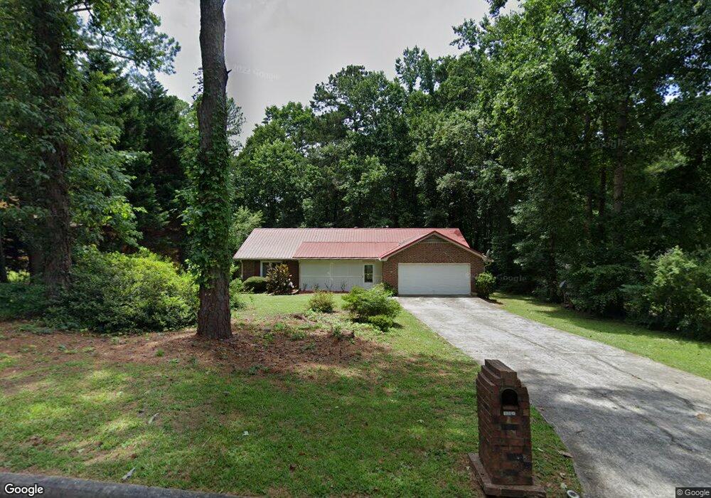 8281 Ridgemoor Dr, Riverdale, GA 30296 - photo 1