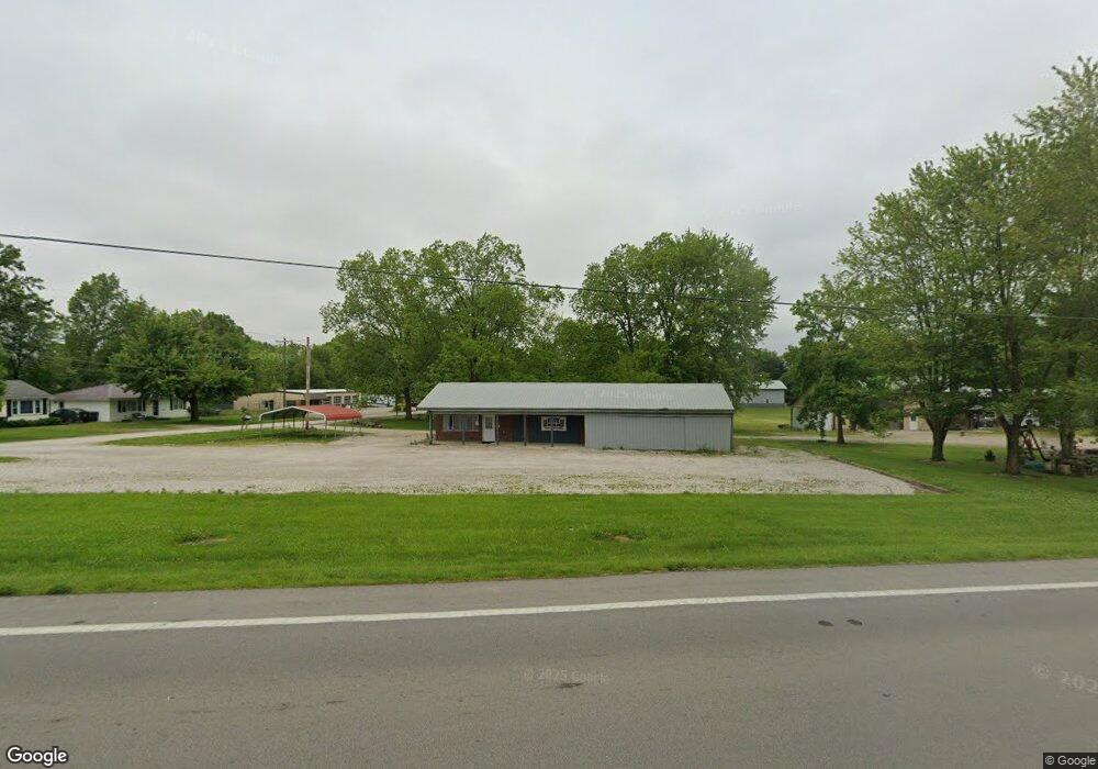 526 N 1300 E, Loogootee, IN 47553 - photo 1