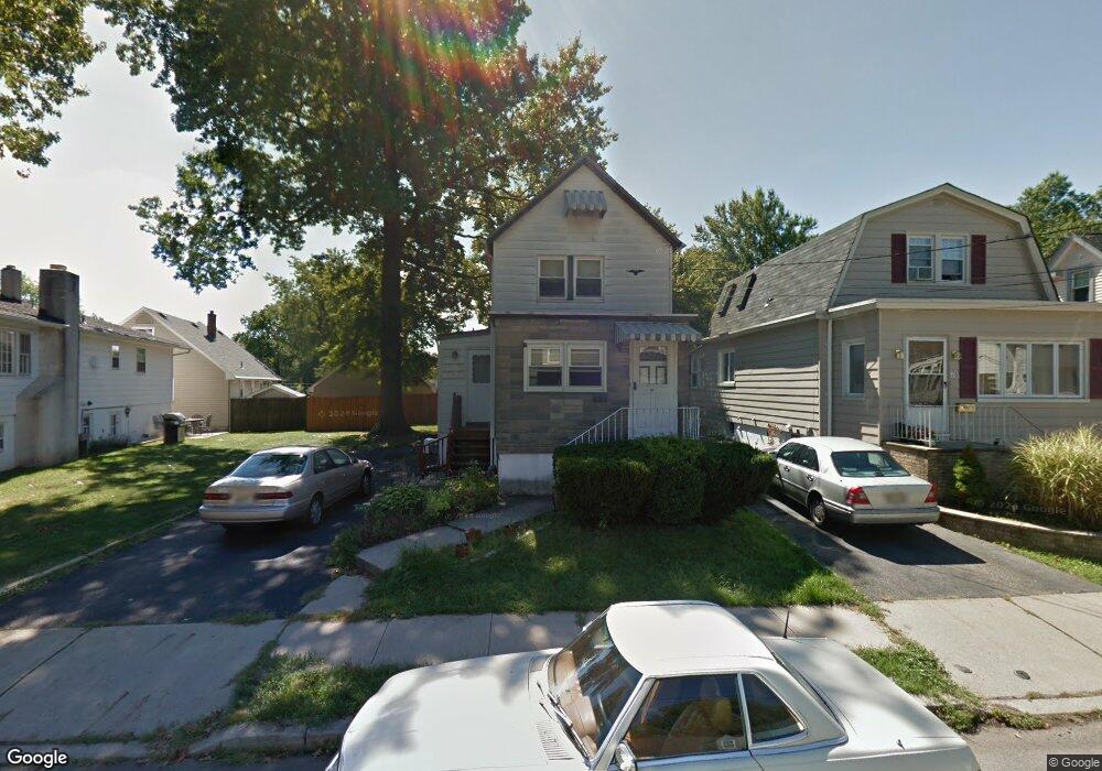 82 Linden St, Fords, NJ 08863 - photo 1