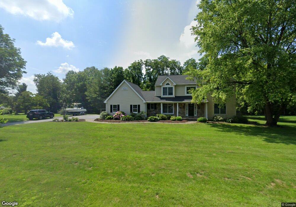 221 Cedar Crest Ln, Kennett Square, PA 19348 - photo 1