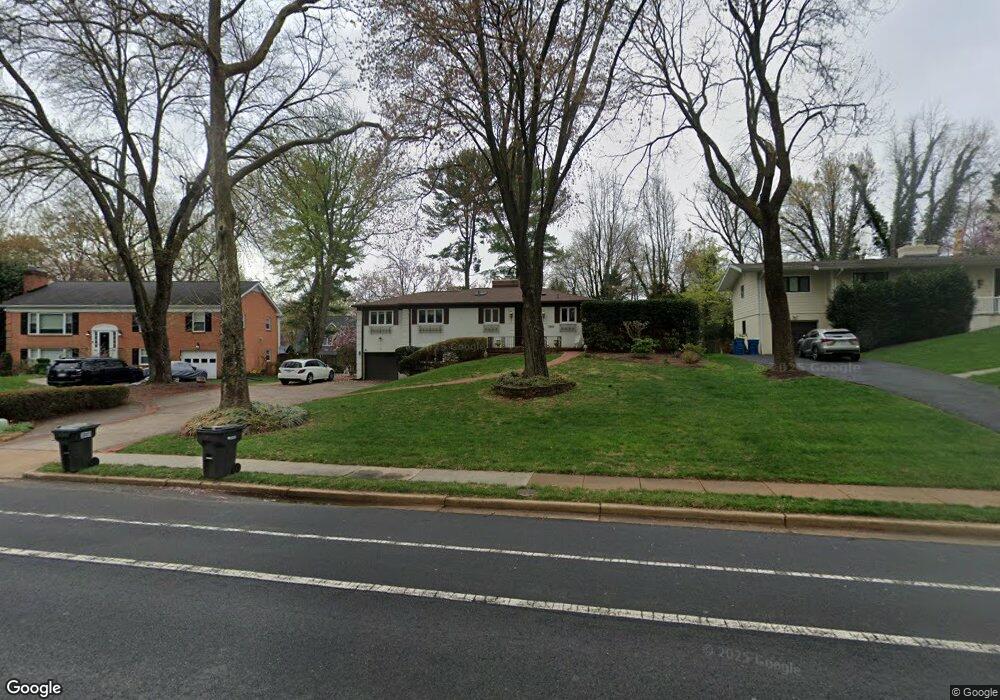 7819 Lewinsville Rd, McLean, VA 22102 - photo 1