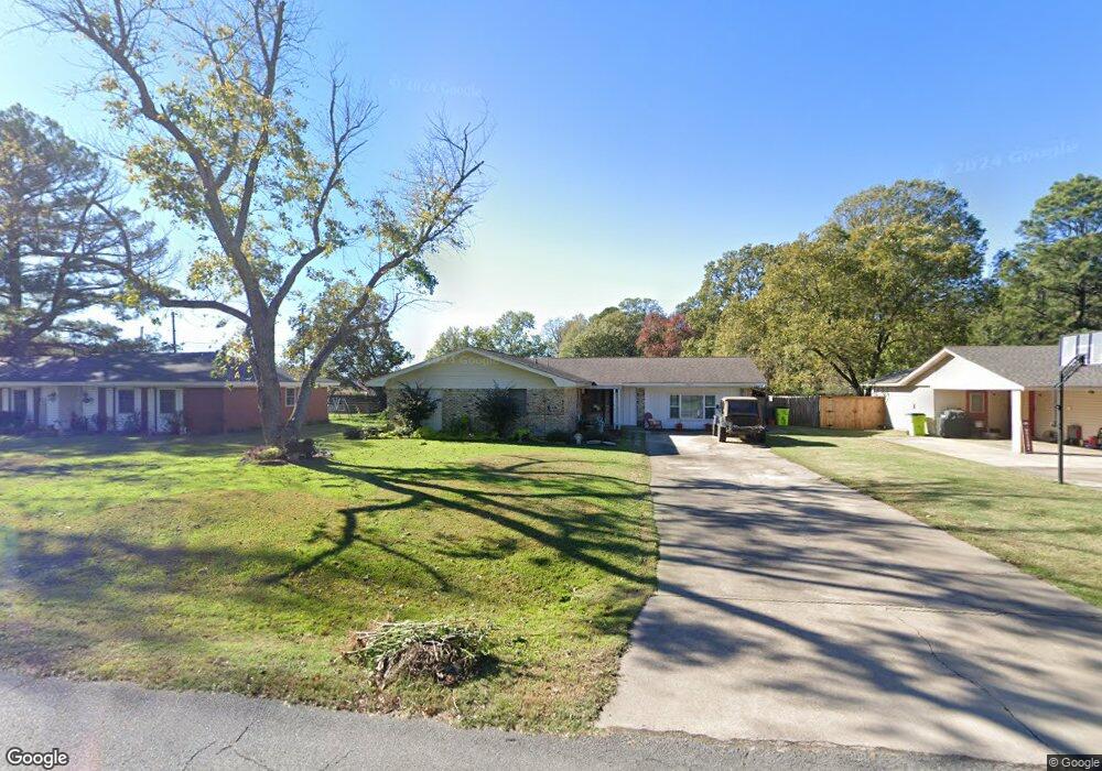 1907 N Henderson St, Stuttgart, AR 72160 - photo 1