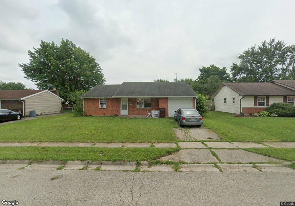 1562 Commonwealth Dr, Xenia, OH 45385 - photo 1