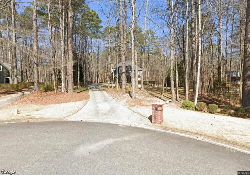 4555 Indian Trace Dr, Alpharetta, GA 30004 - photo 1