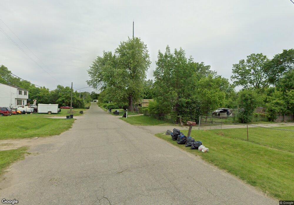 1057 E Juliah Ave, Flint, MI 48505 - photo 1