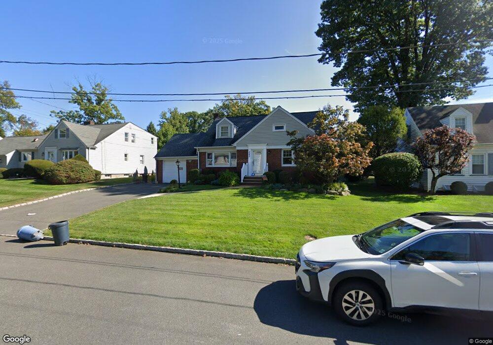 545 Schuyler Way, Union, NJ 07083 - photo 1