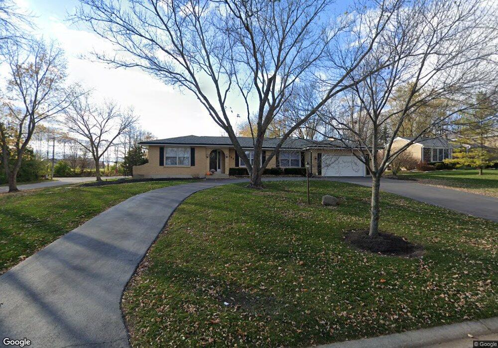 742 W Surrey Ln, Algonquin, IL 60102 - photo 1