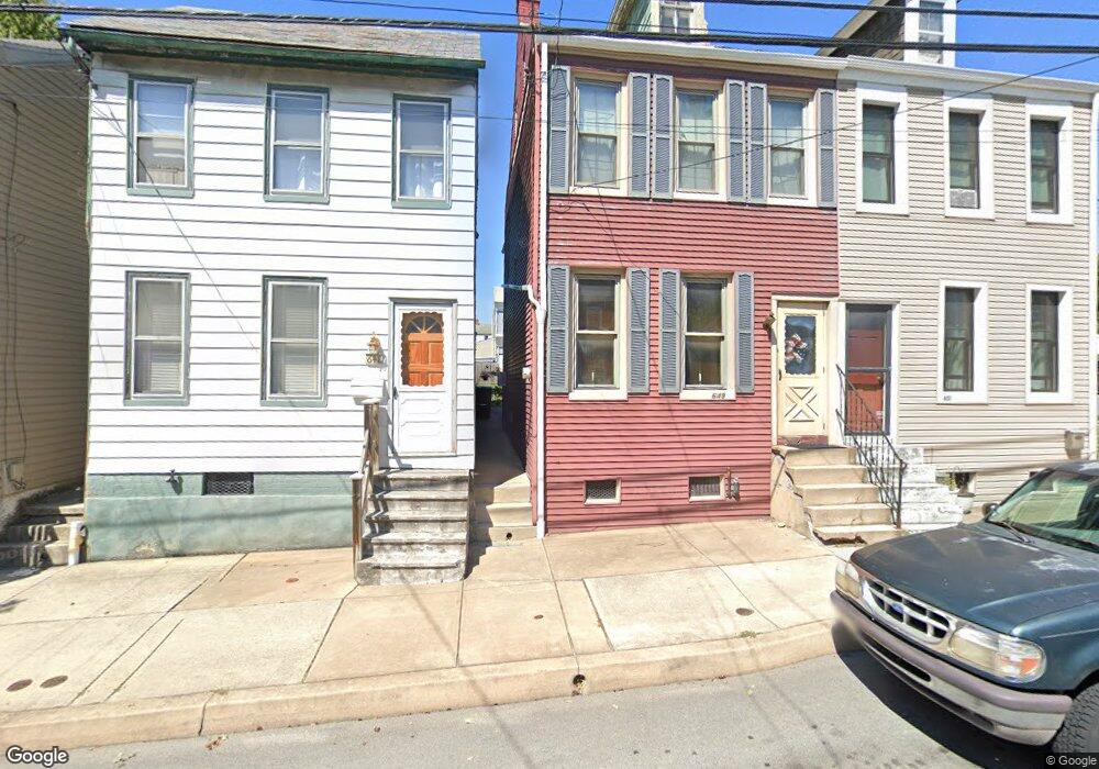 649 Manor St, Columbia, PA 17512 - photo 1