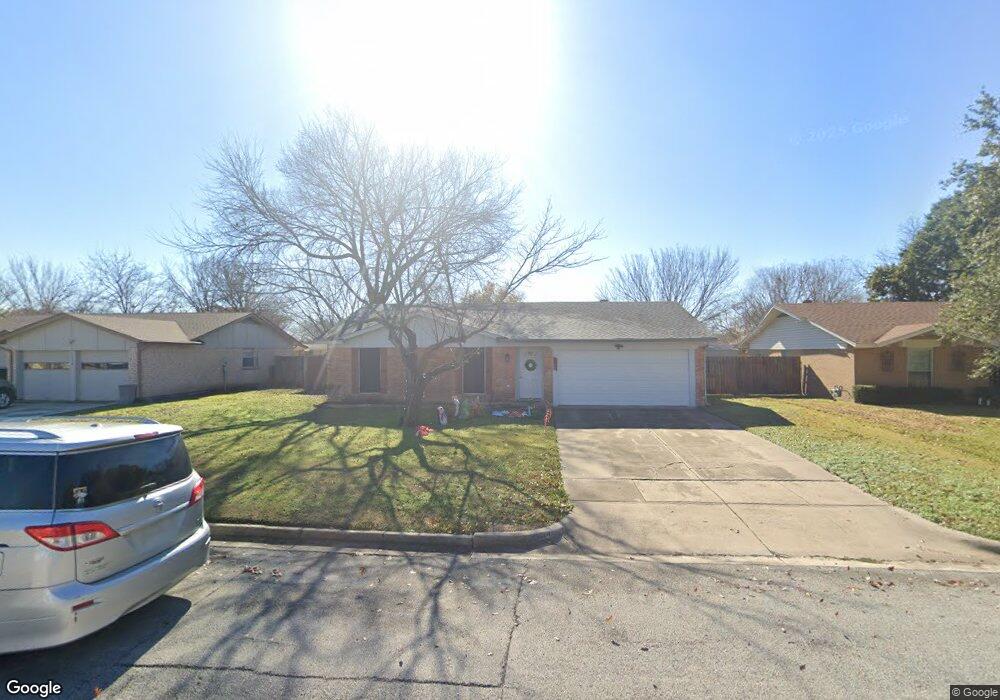 8004 Donegal Ln, North Richland Hills, TX 76180 - photo 1