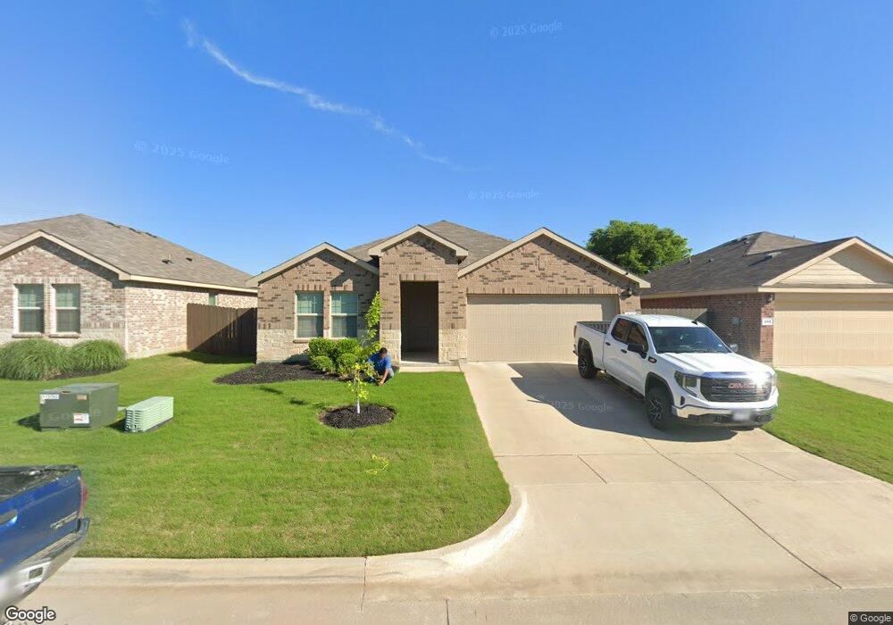 318 Seclusion Dr, Cleburne, TX 76033 - photo 1