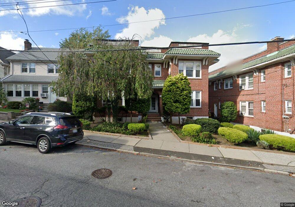 548 Broadway unit 5, Staten Island, NY 10310 - photo 1
