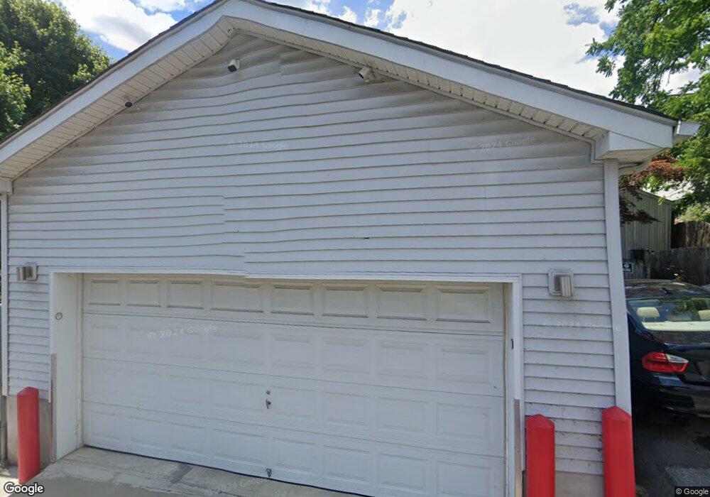 909 S Front St, Allentown, PA 18103 - photo 1