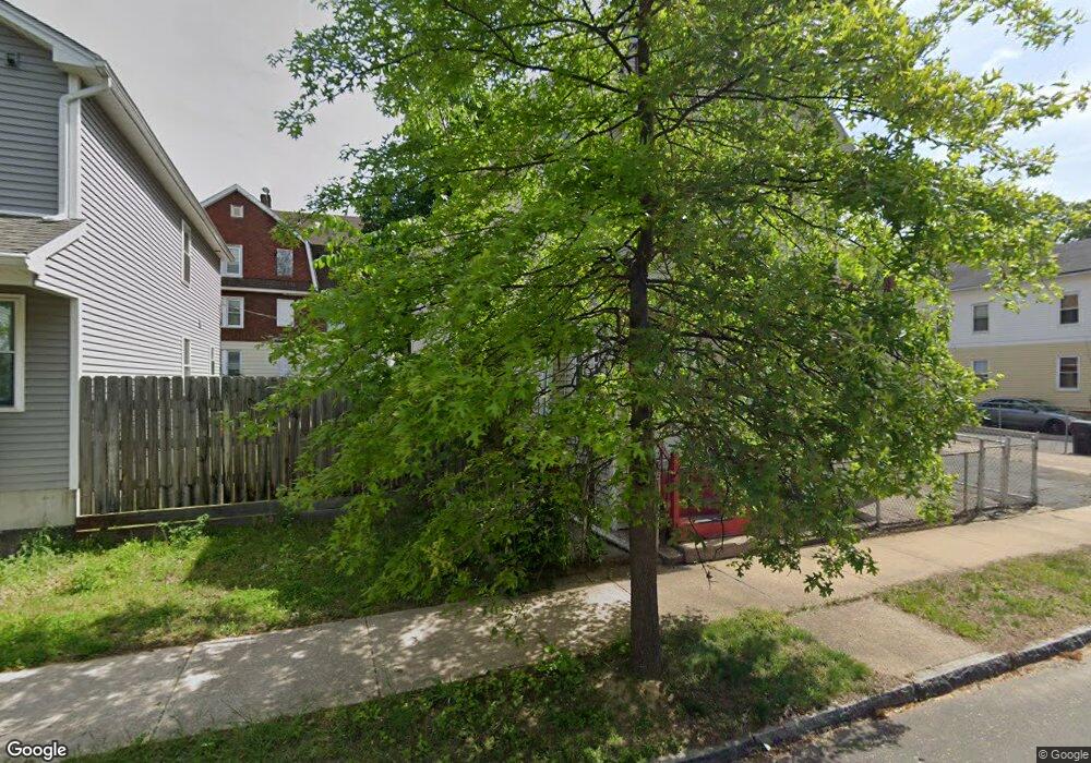 37 Massasoit St, Springfield, MA 01107 - photo 1