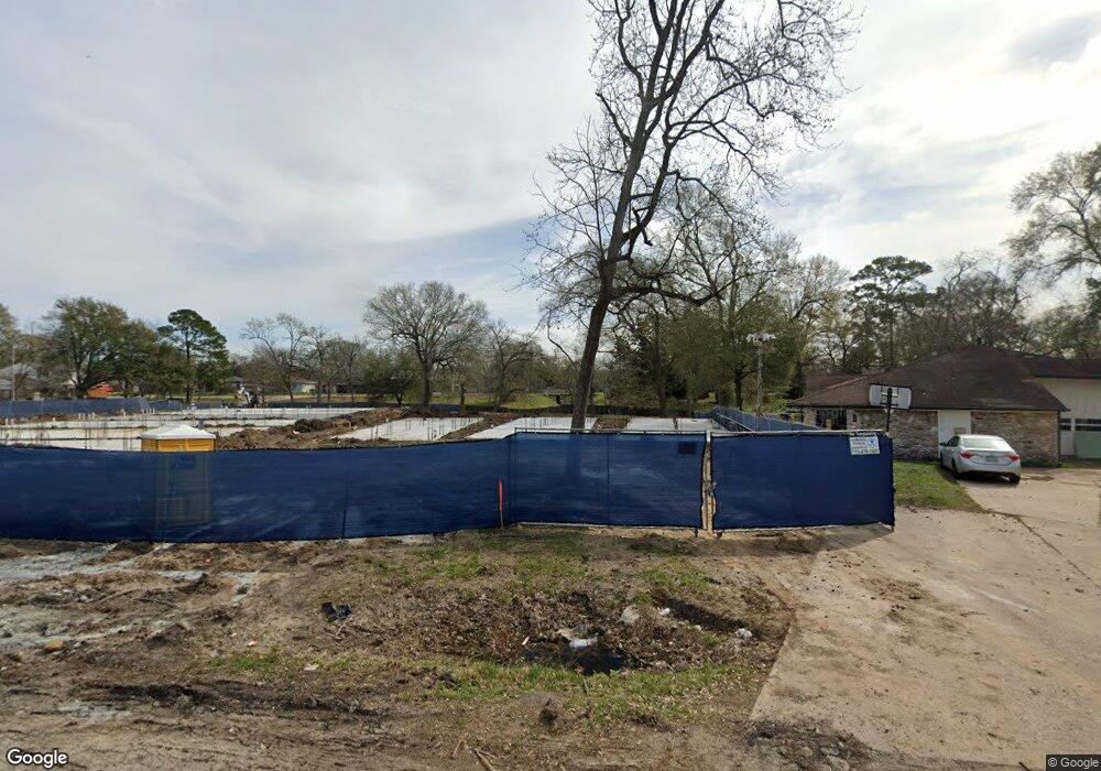 13520 Mobile St, Houston, TX 77015 - photo 1