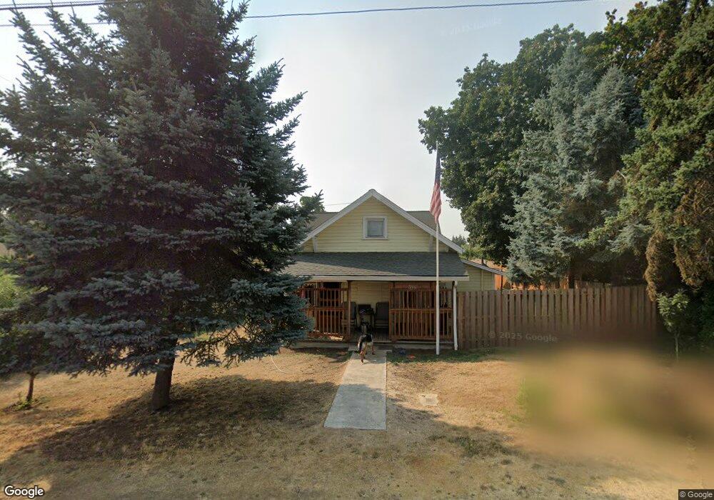 316 W Grant St, Carlton, OR 97111 - photo 1