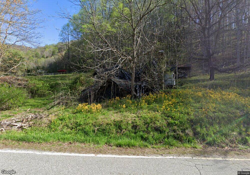 2826 Little Creek Rd, Burnsville, NC 28714 - photo 1