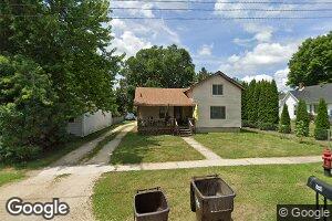 140 N 5th St, Capron, IL 61012