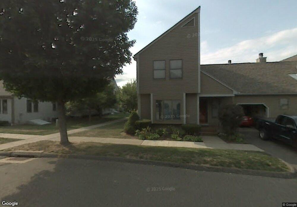 15 Elm Meadows, Enfield, CT 06082 - photo 1