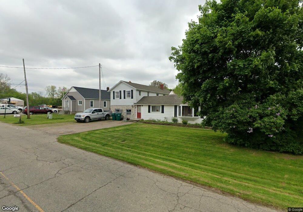7514 S Saginaw St, New Lothrop, MI 48460 - photo 1