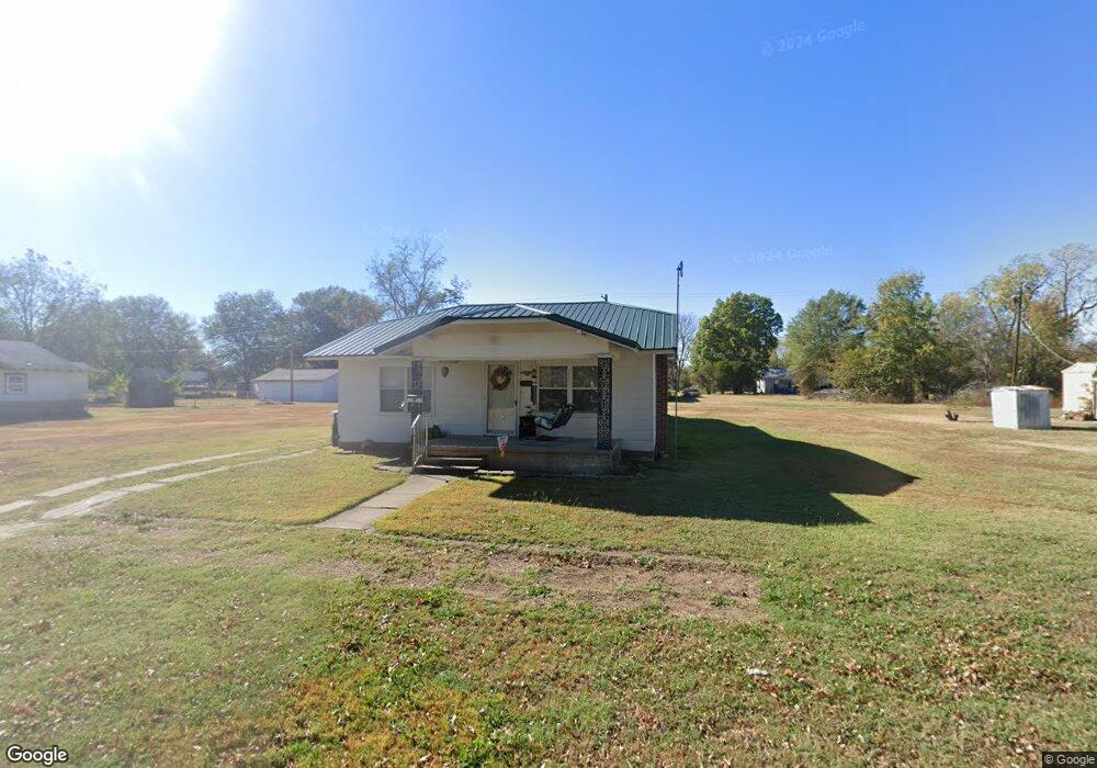 1114 N Collins Ave, Okmulgee, OK 74447 - photo 1