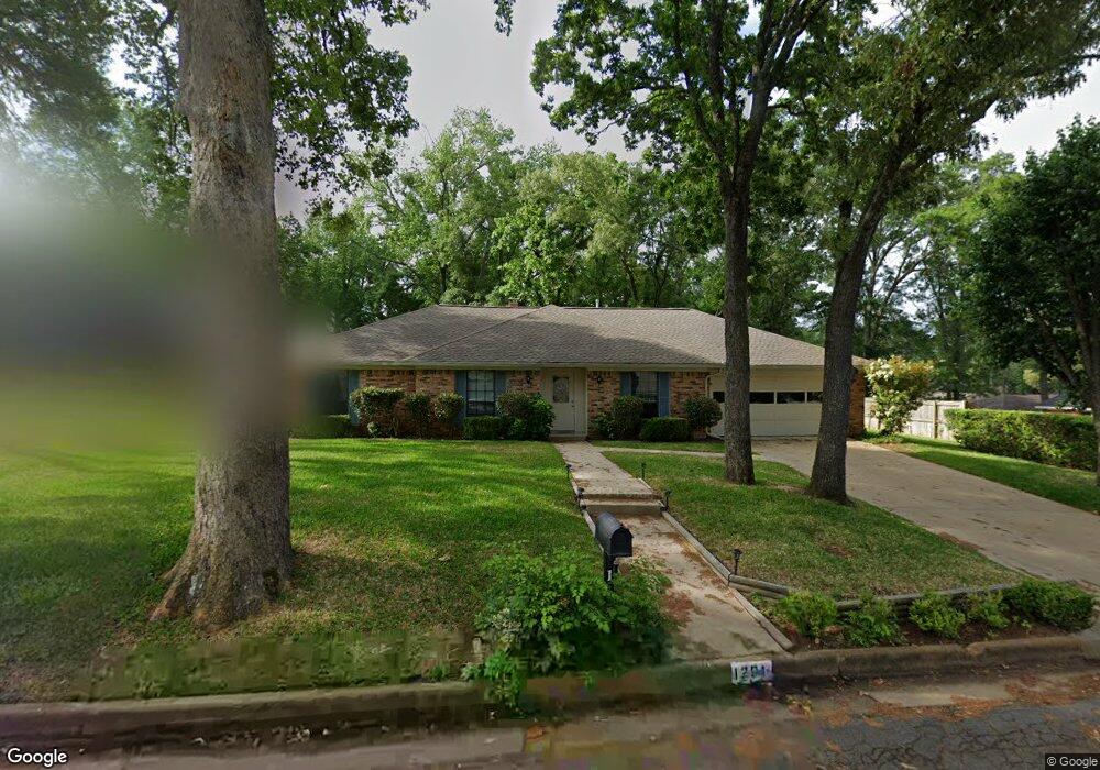 1201 Lancashire Dr, Tyler, TX 75703 - photo 1