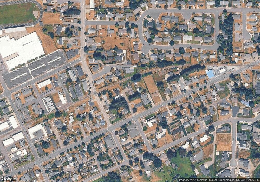 210 Lynn St, Lynden, WA 98264 - photo 1