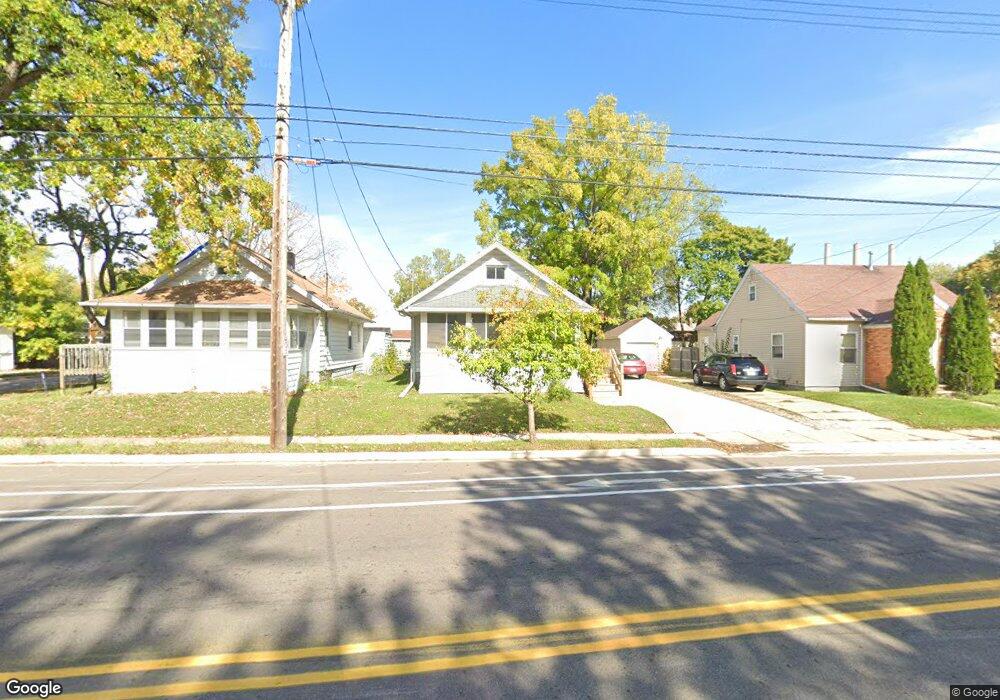 1012 W Mount Hope Ave, Lansing, MI 48910 - photo 1