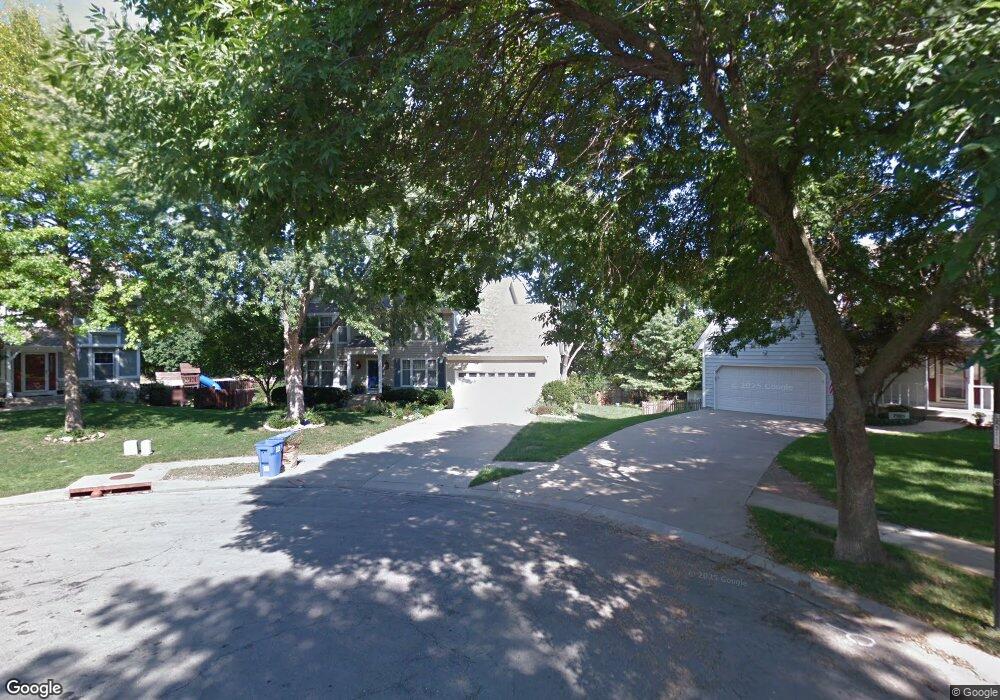 7903 Lakeview Ave, Lenexa, KS 66219 - photo 1